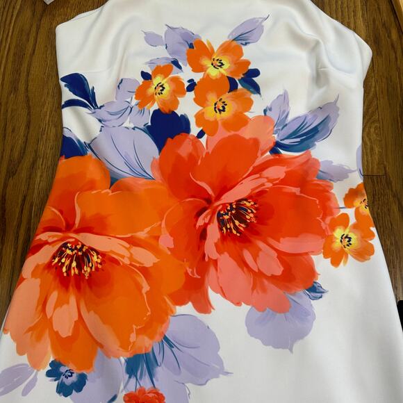 GUESS White Floral Mini Sheath Dress - Picture 8 of 9
